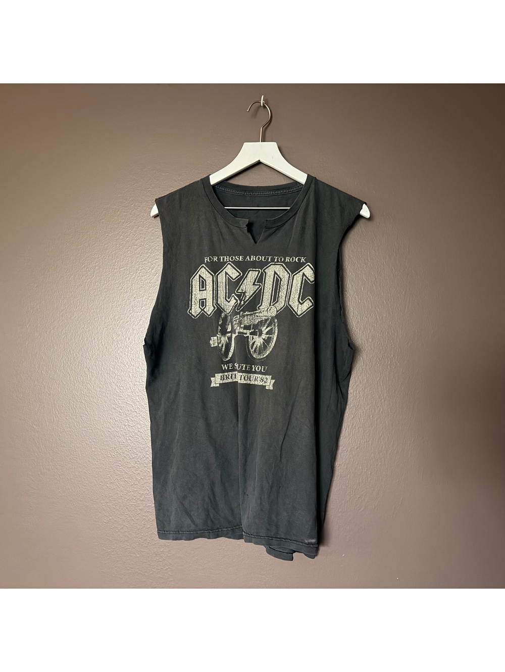 Vintage 90s AC⚡️DC cut off sleeveless T-shirt